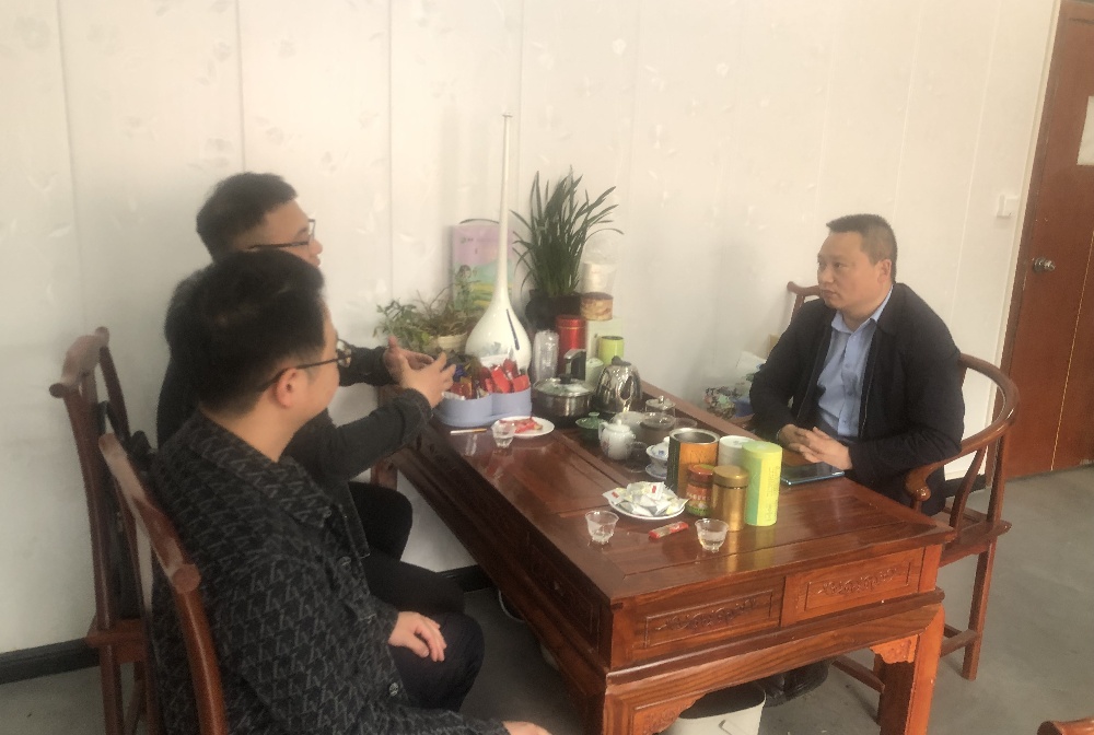 赴好又多商贸公司洽谈商贸物流业务