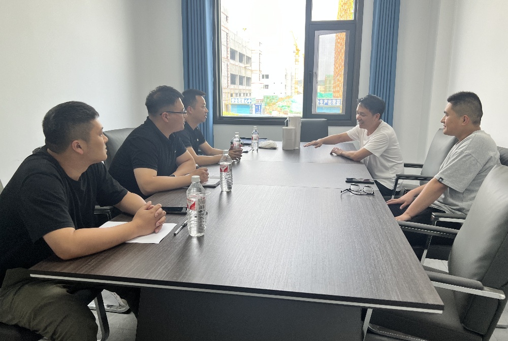 赴恒口衫木云智能科技包装有限公司、恒康欣石玻璃纤维有限公司走访调延注业务洽谈