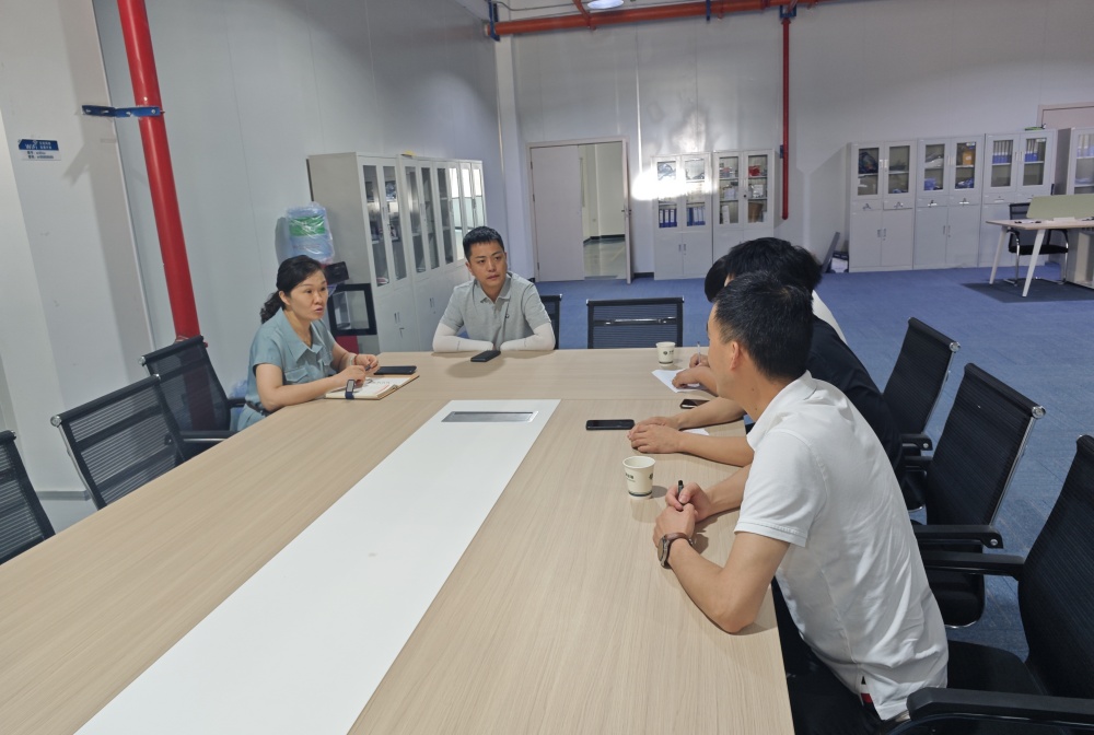 赴安康柏润智能纺造有限公司、陕西中公互联网公司走访调延注业务洽谈